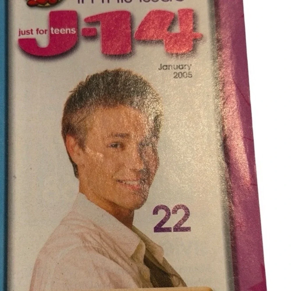 J-14 Magazine January 2005 Eminem Lindsay Lohan Mary-Kate Olsen Y2K Pop Culture